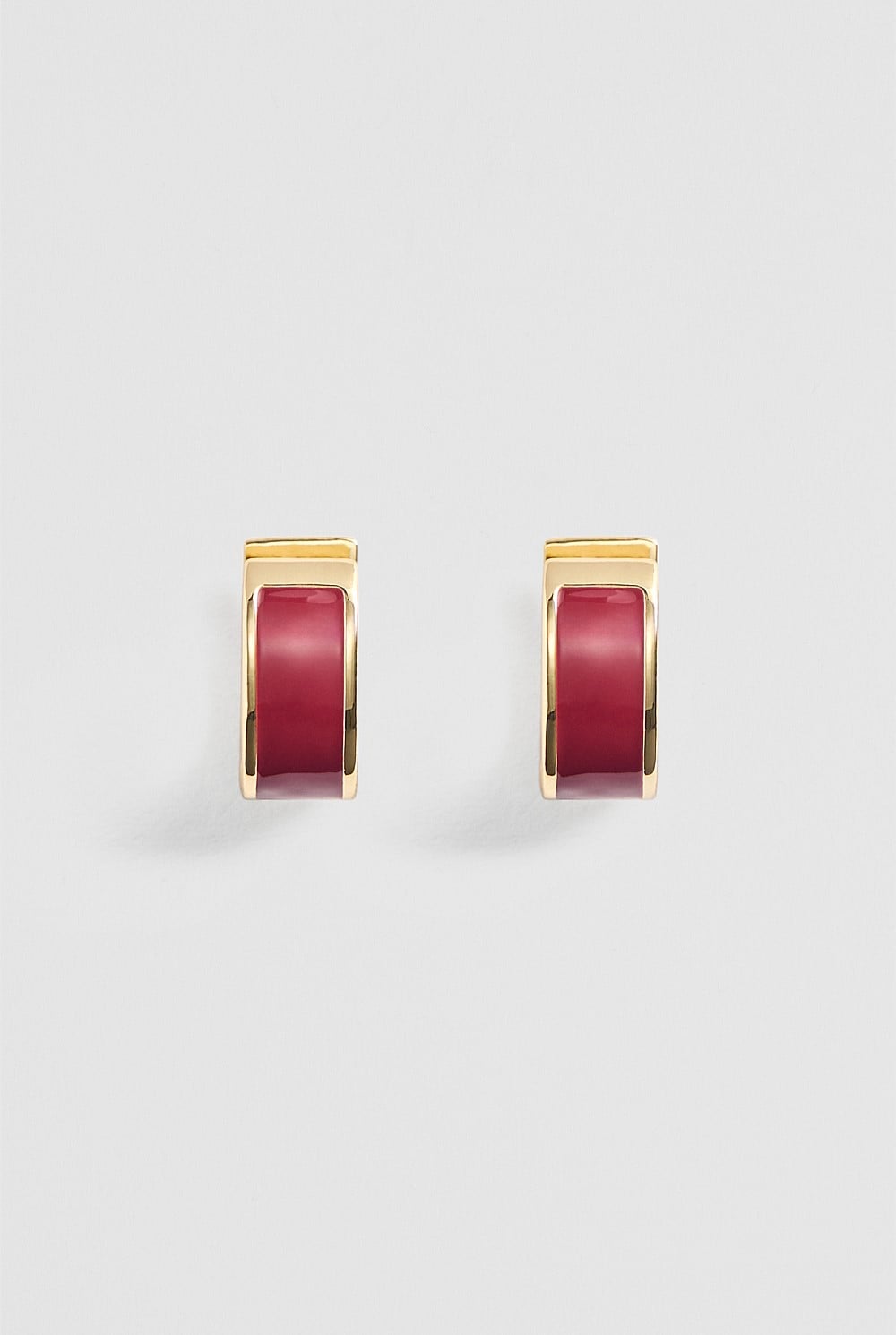 Phoebe Huggie Earring