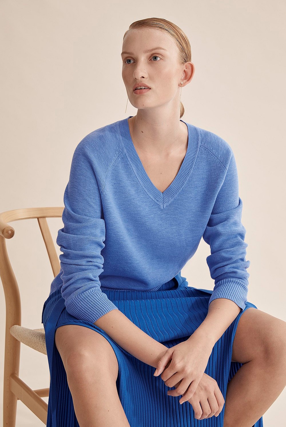 Cotton Linen V-Neck Knit