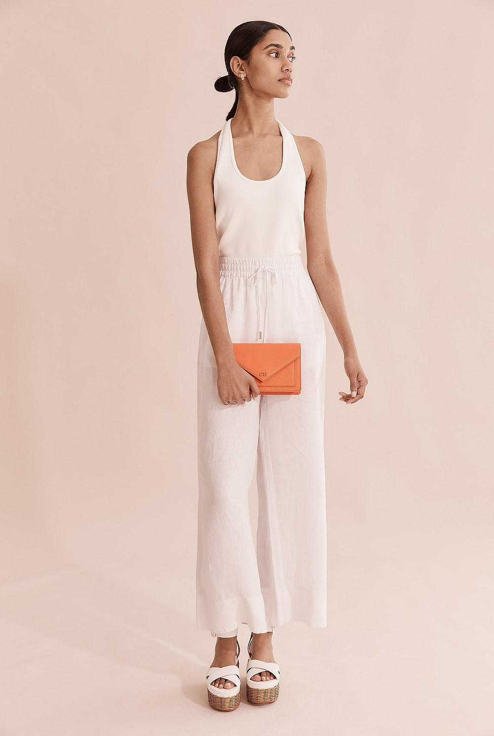 Halter Tank