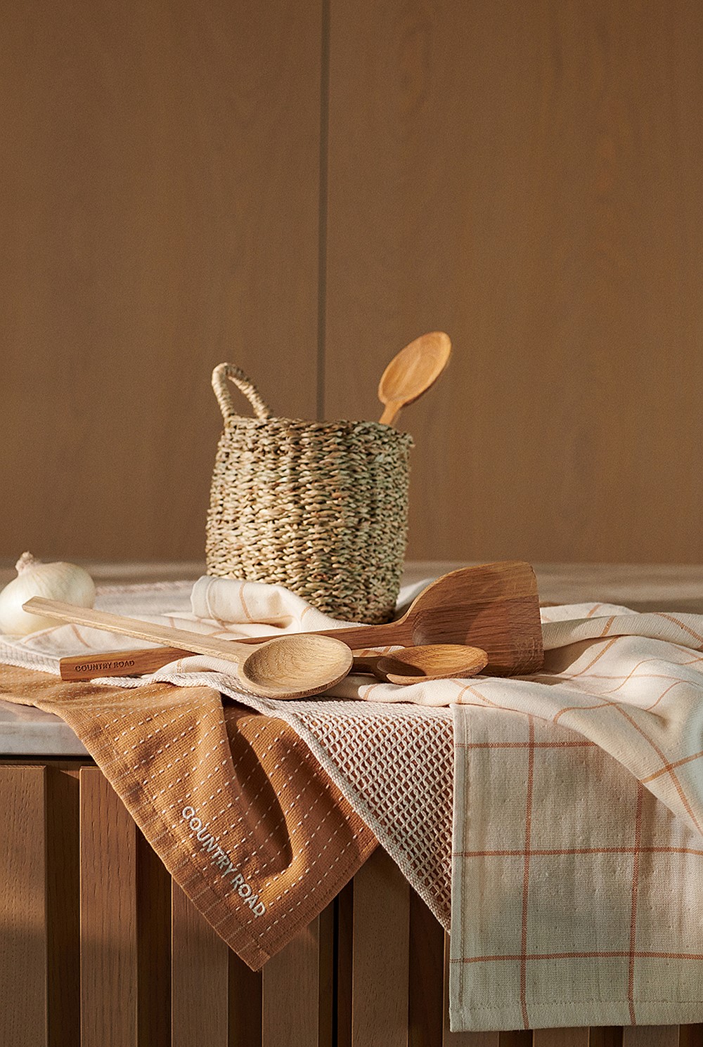 Theo Timber Spatula