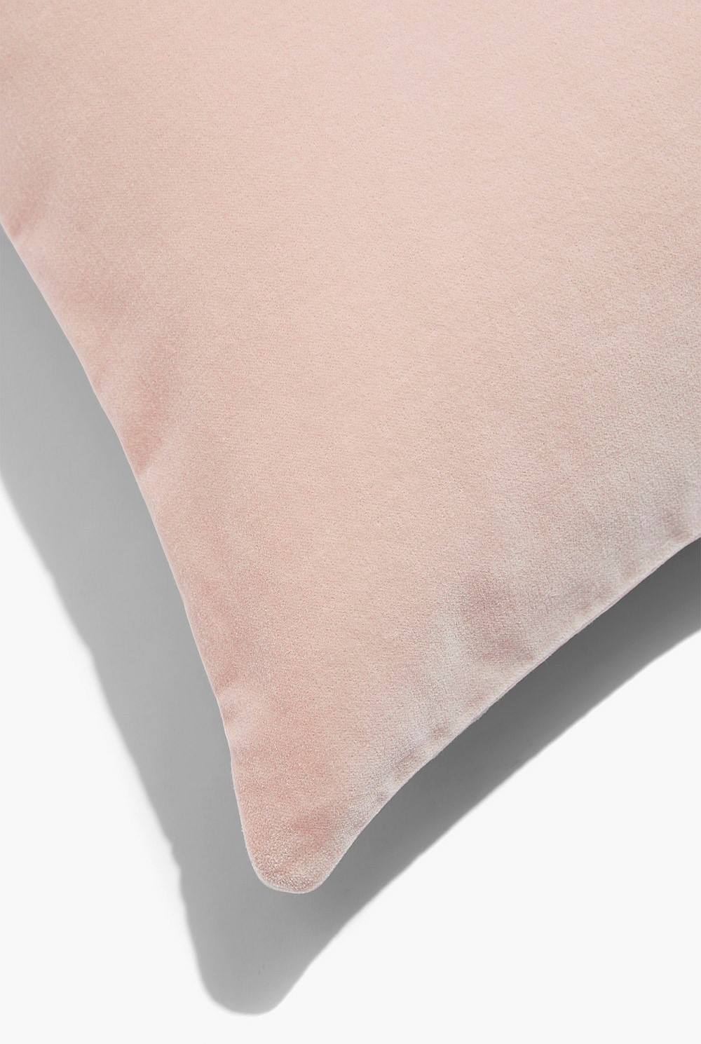 Tiff 60x60 Cushion