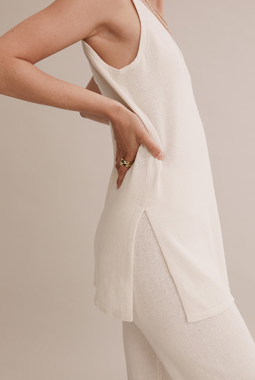 Knit Side Split Tank
