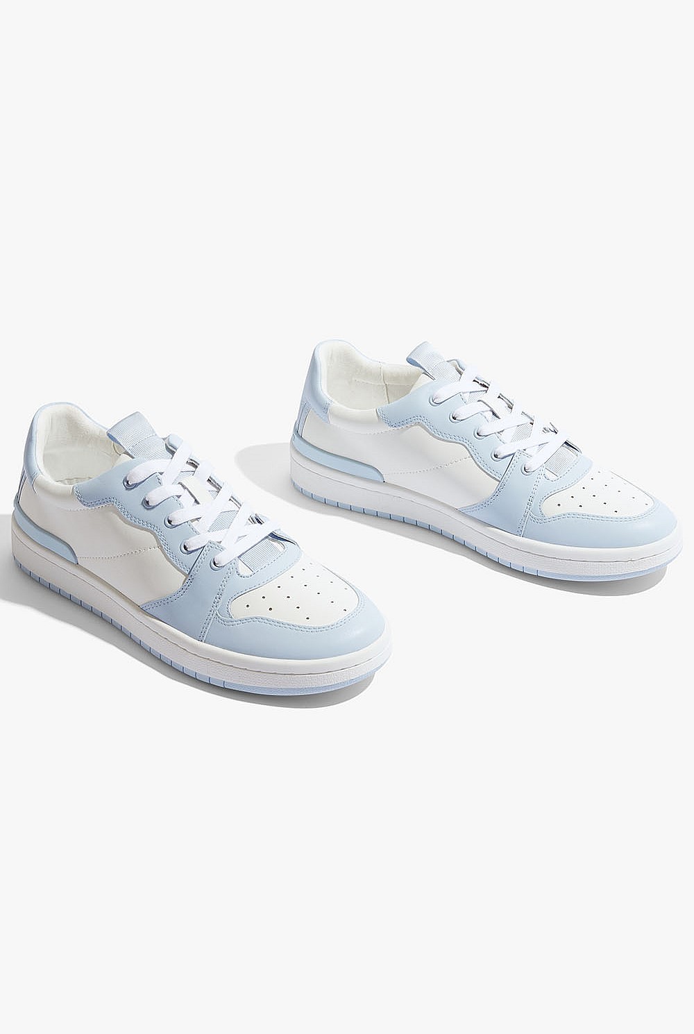 Shelby Sneaker