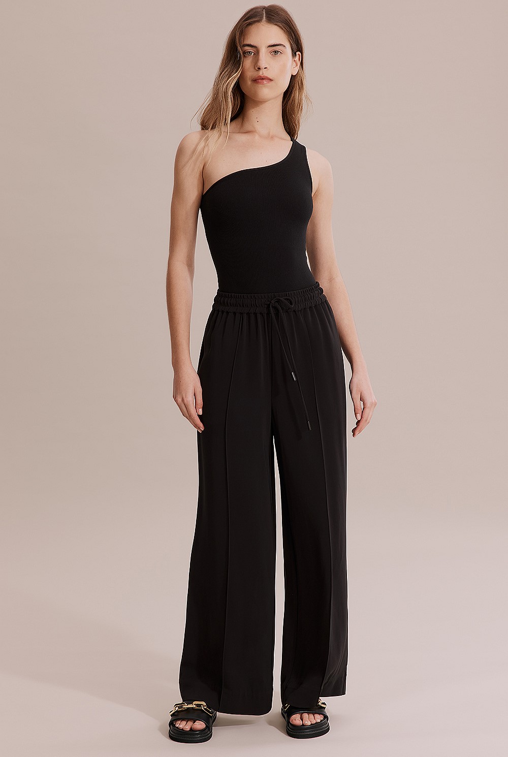 Pull-on Wide Leg Pant