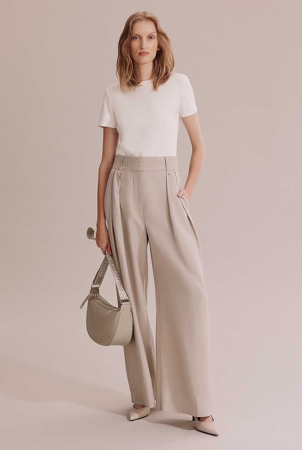 Pleat Detail Pant