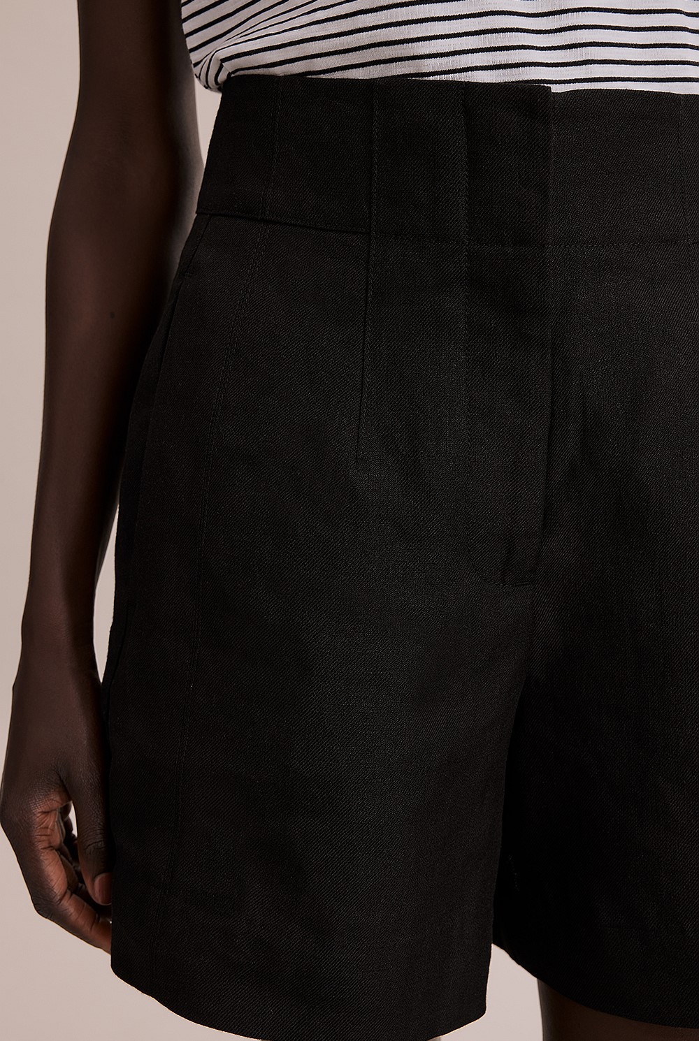 Linen Wide Leg Short