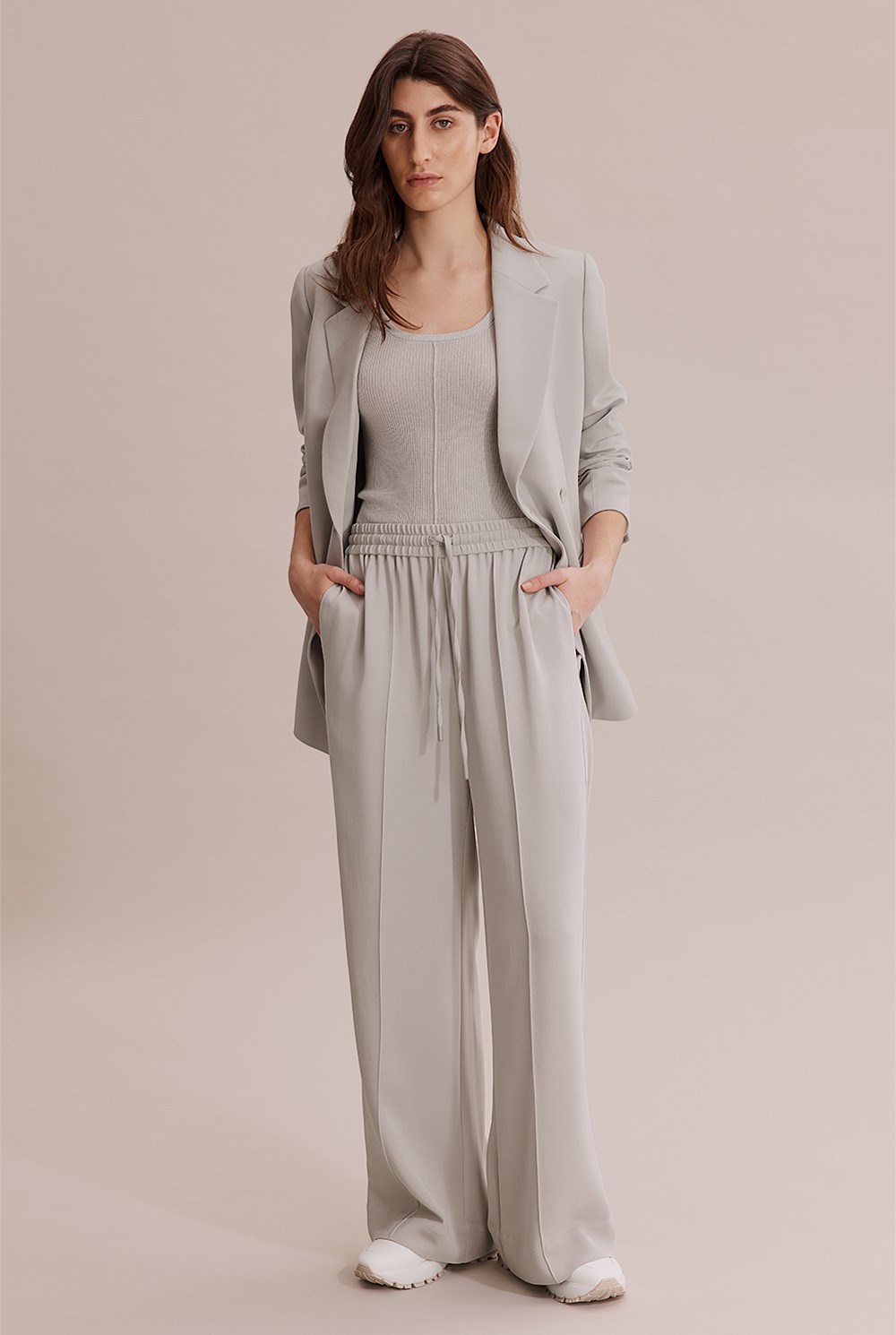 Pull-on Wide Leg Pant
