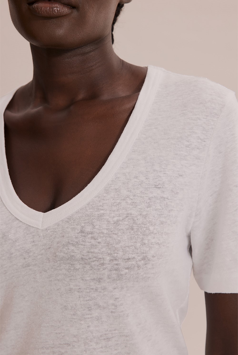 Linen Jersey V-Neck T-Shirt