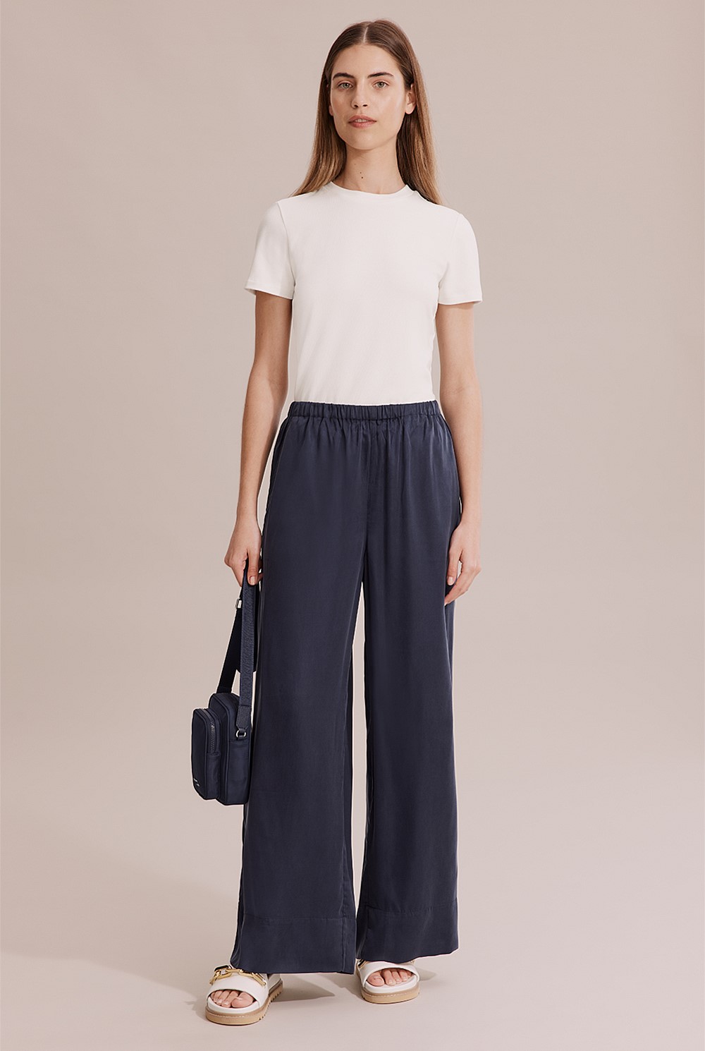 Wide Leg Pull-On Pant