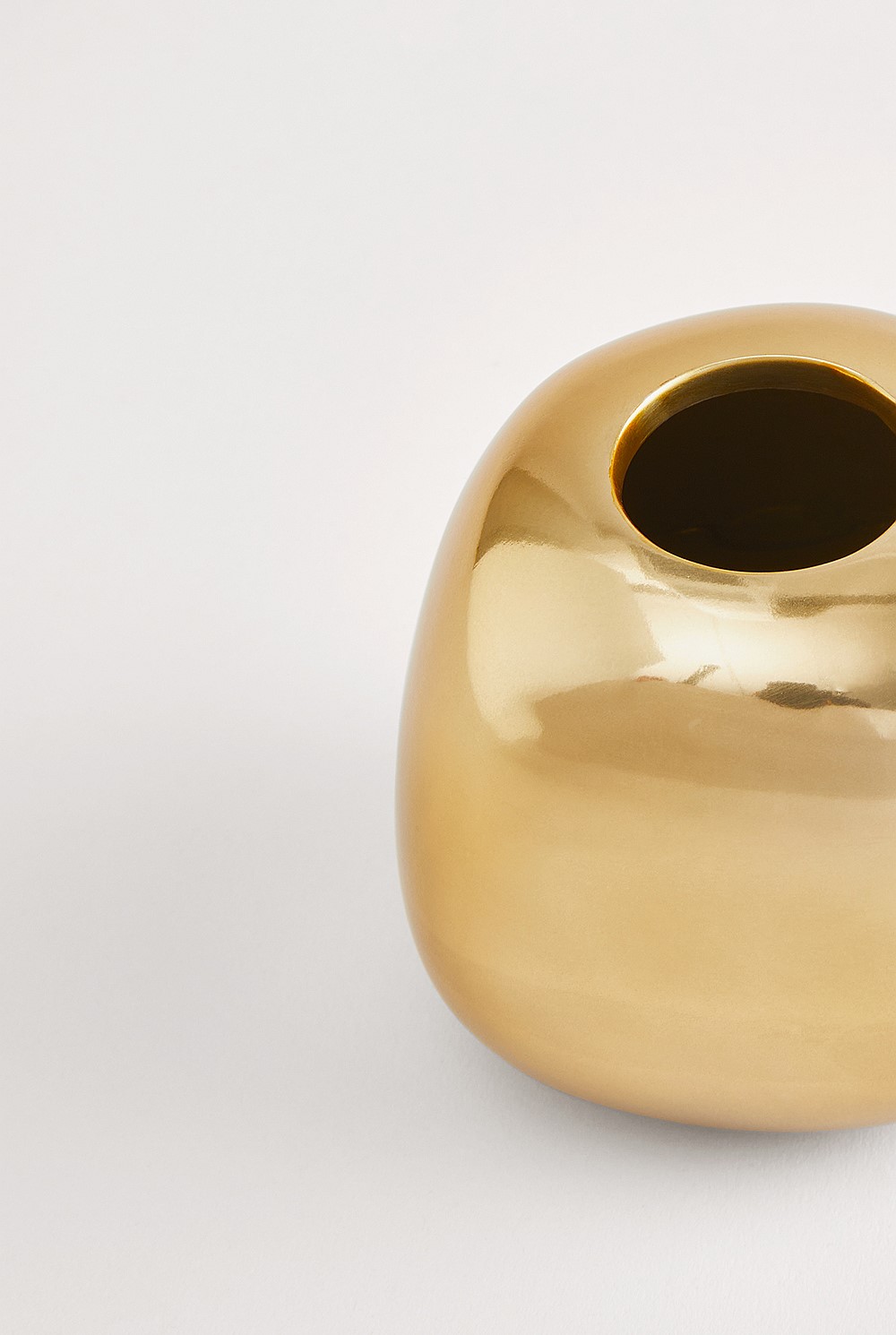 Conway Bud Vase