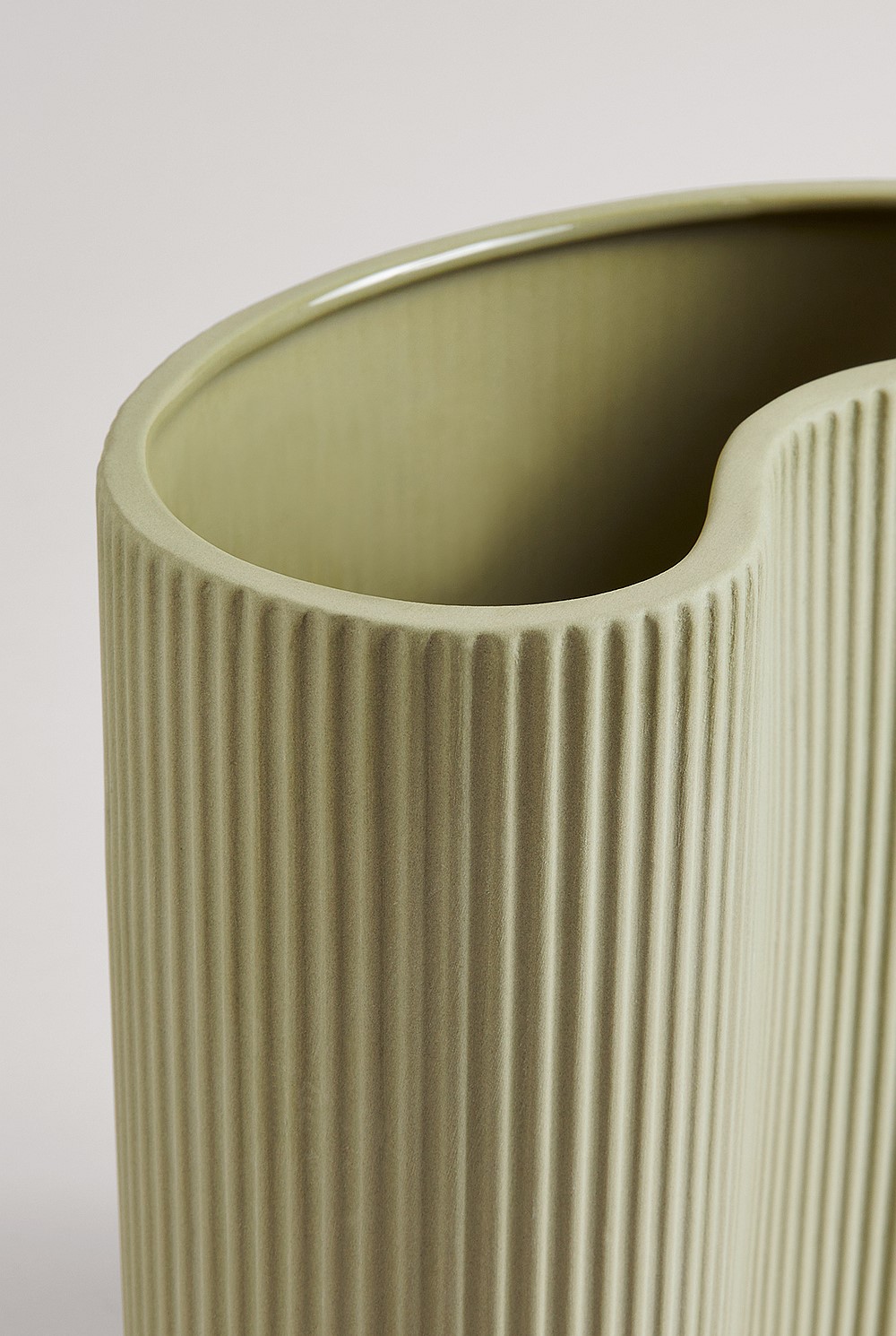 Mair Ceramic Medium Vase