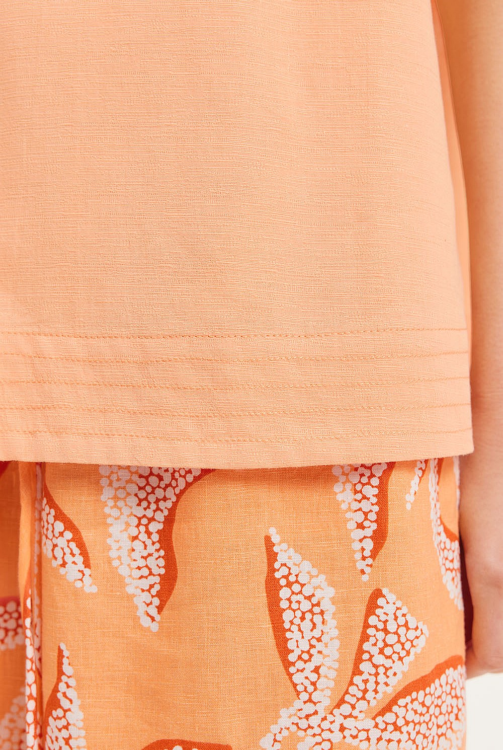 Hem Detail Tank