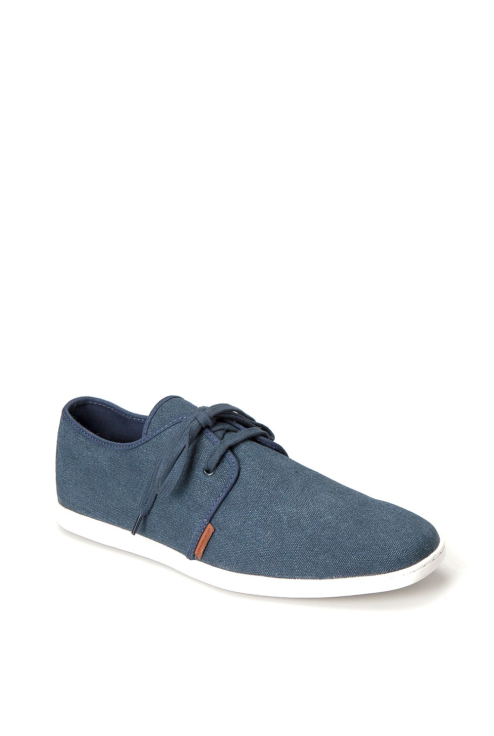 Corton Canvas Trainer
