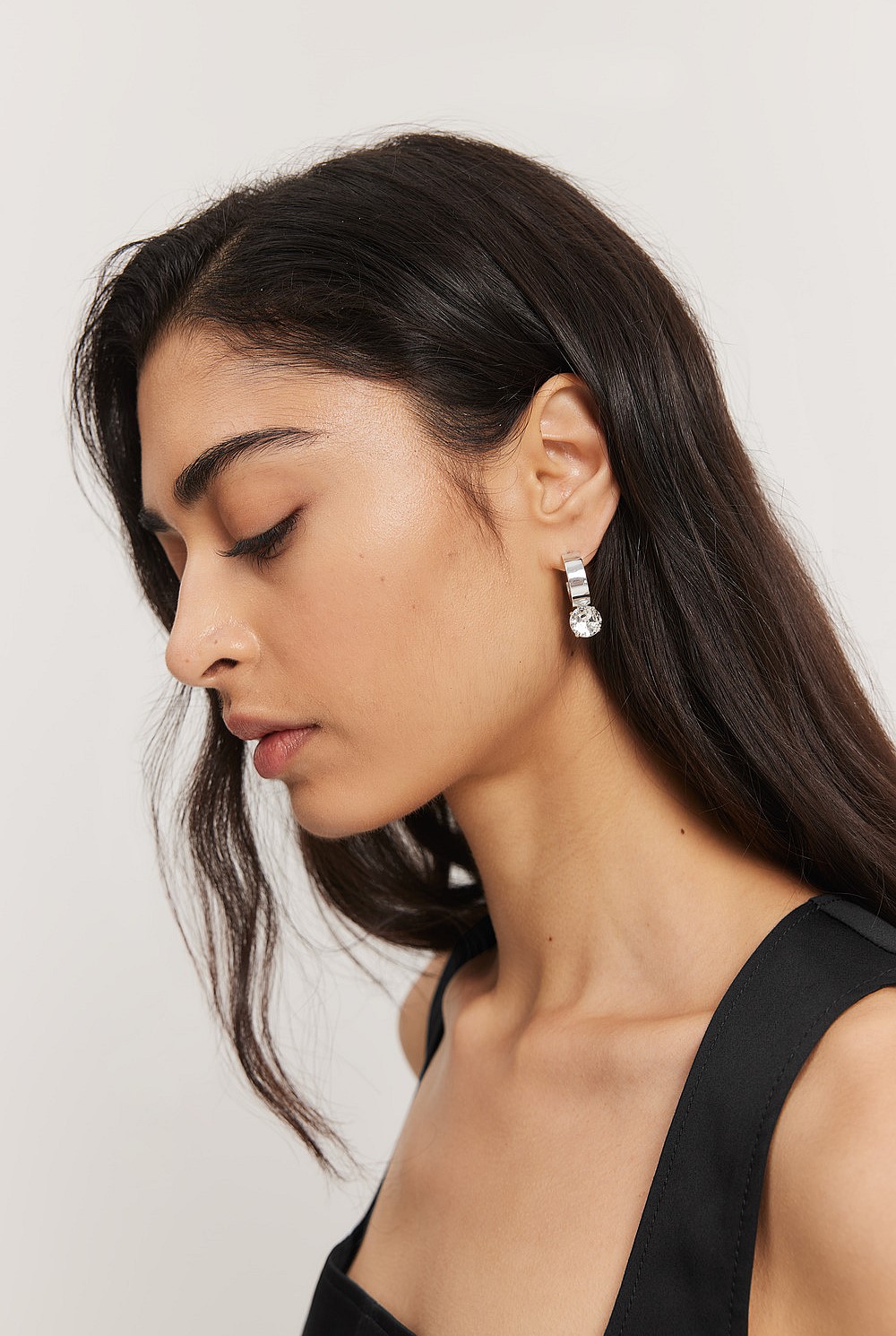 Rowie Crystal Earring