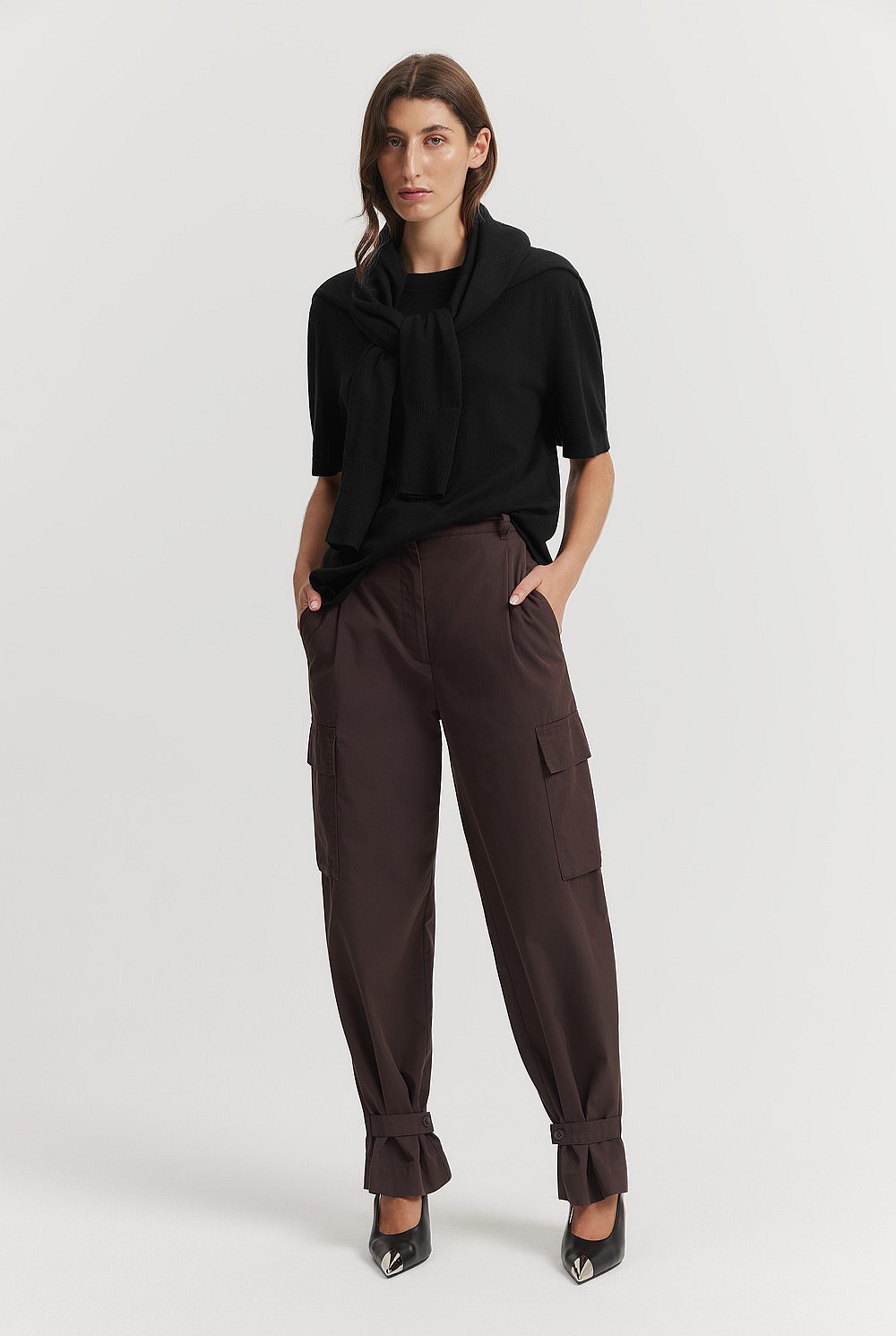 Relaxed Pleat Detail Pant