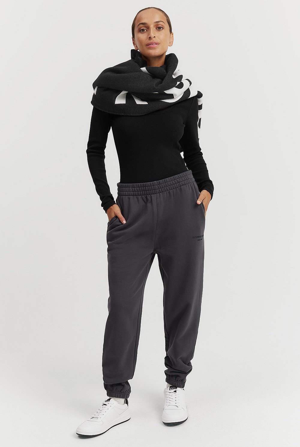 Fitted Rib Scoop Long Sleeve Top