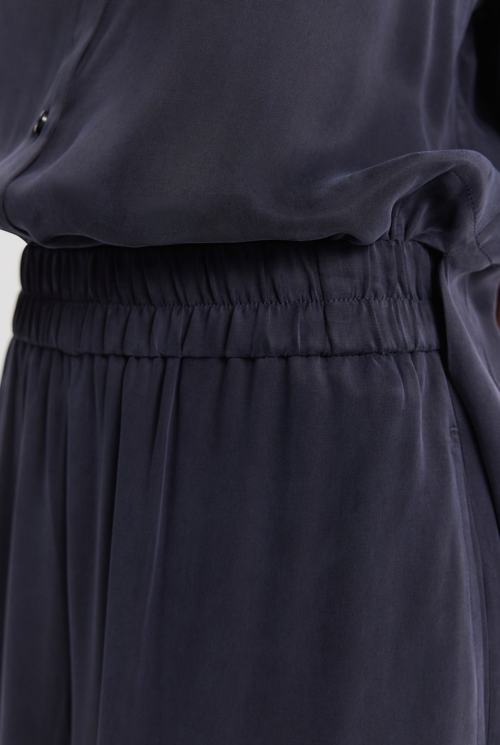Pull-on Cupro Pant