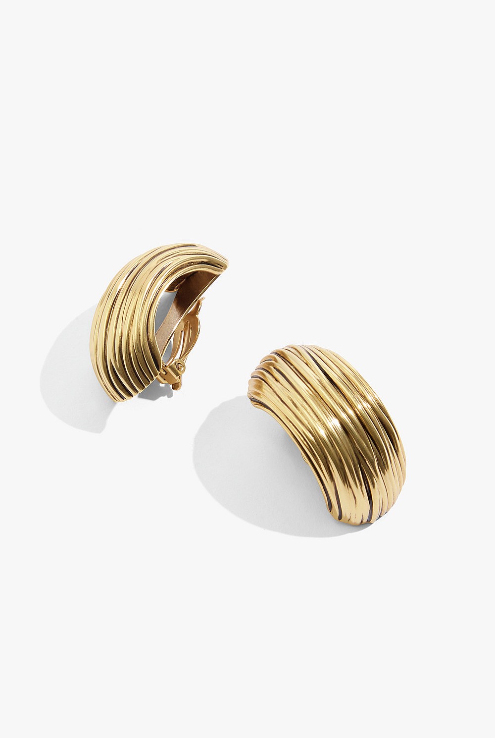 Ellia Statement Earring