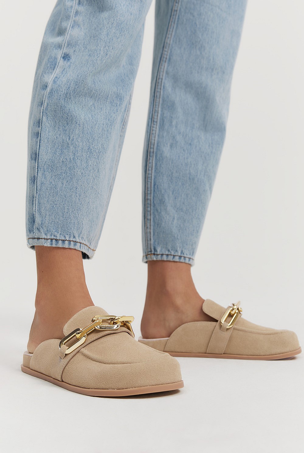 Everly Mule