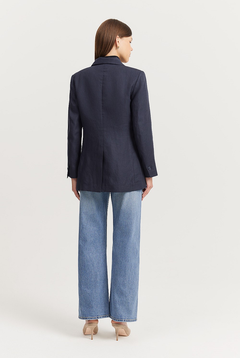 Organically Grown Linen Relaxed Blazer