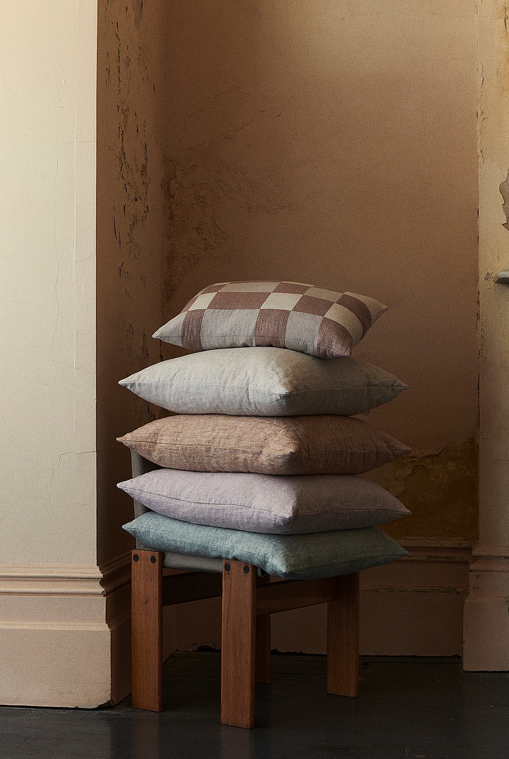 Cove Linen 60x60 Cushion