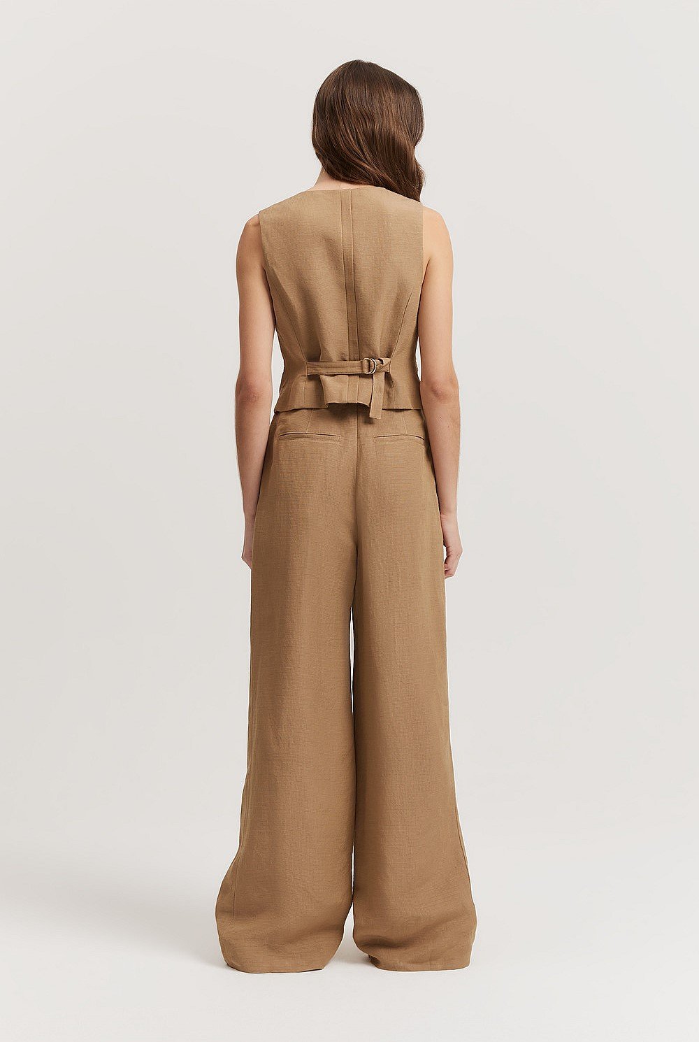 Textured Pleat Pant