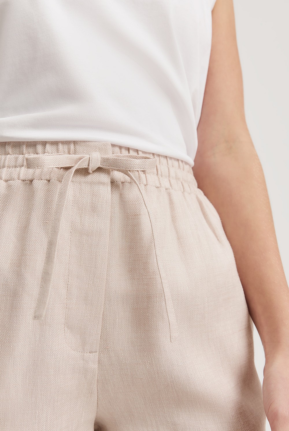 Organically Grown Linen Relaxed Pant