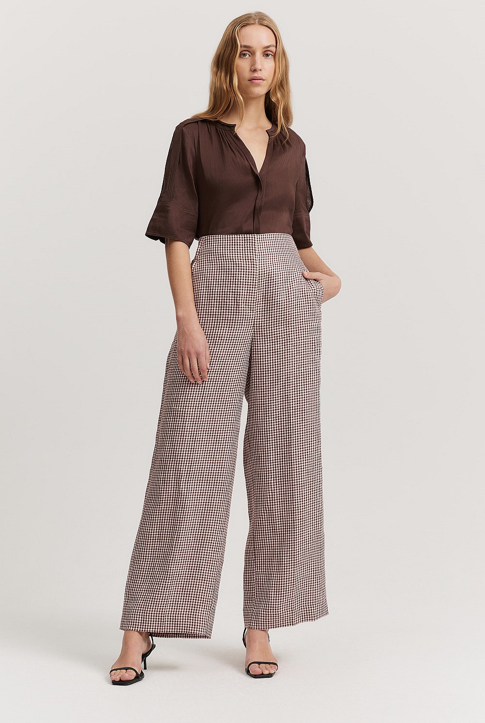 Fluid Short Sleeve Popover