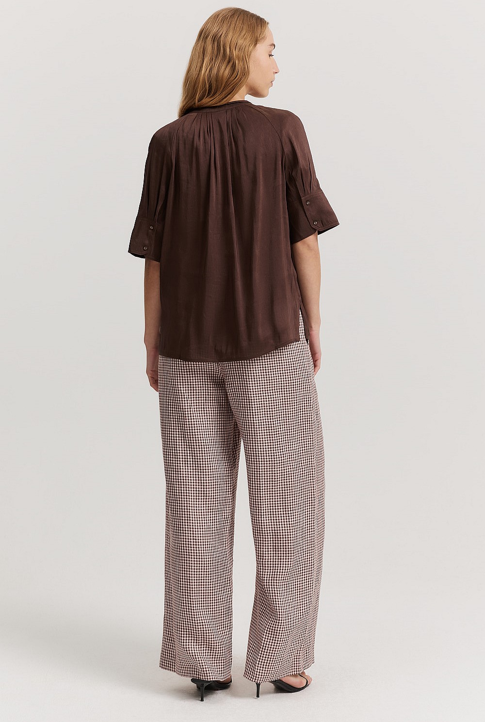 Fluid Short Sleeve Popover