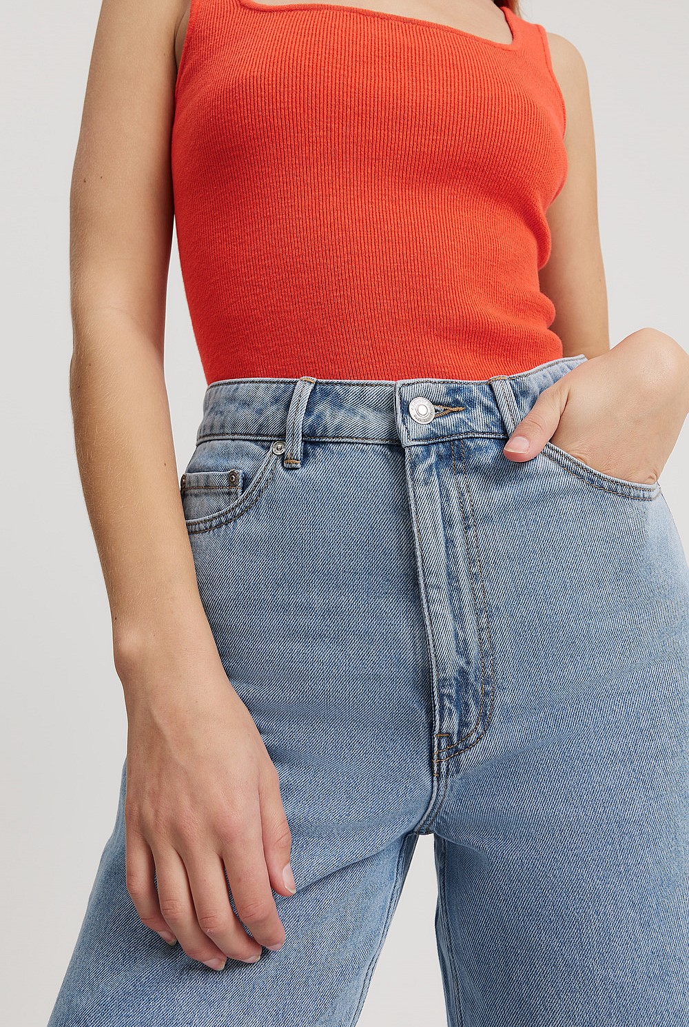 Cotton Blend High Rise Relaxed Leg Jean