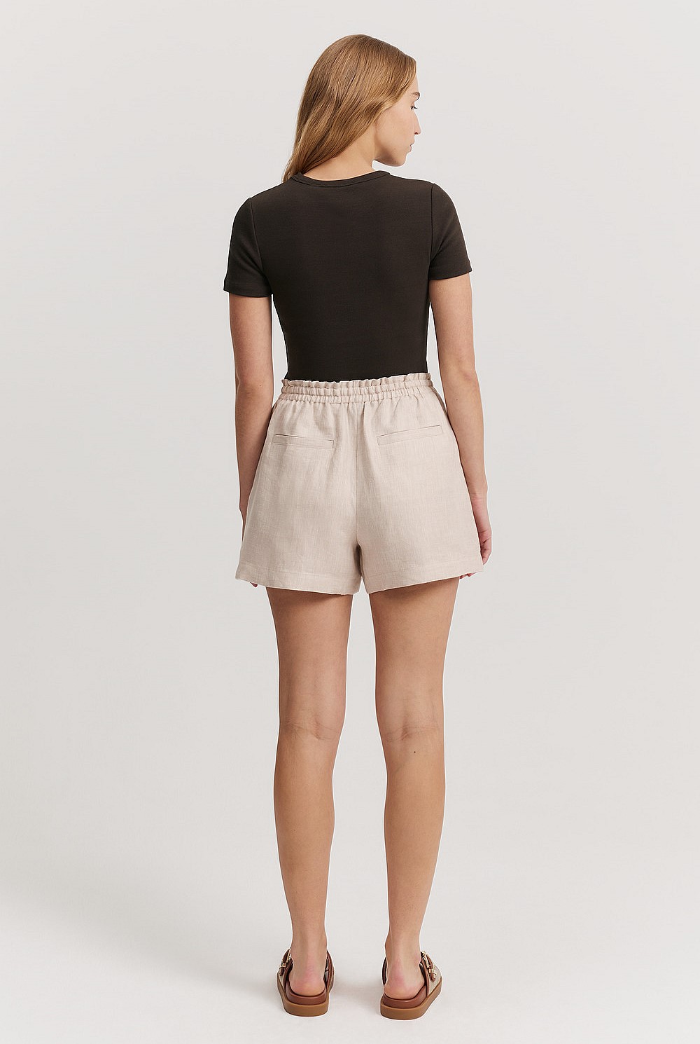 Organically Grown Linen Relaxed Short