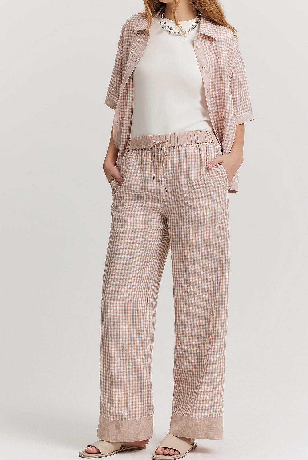 Organically Grown Linen Check Pull-On Pant