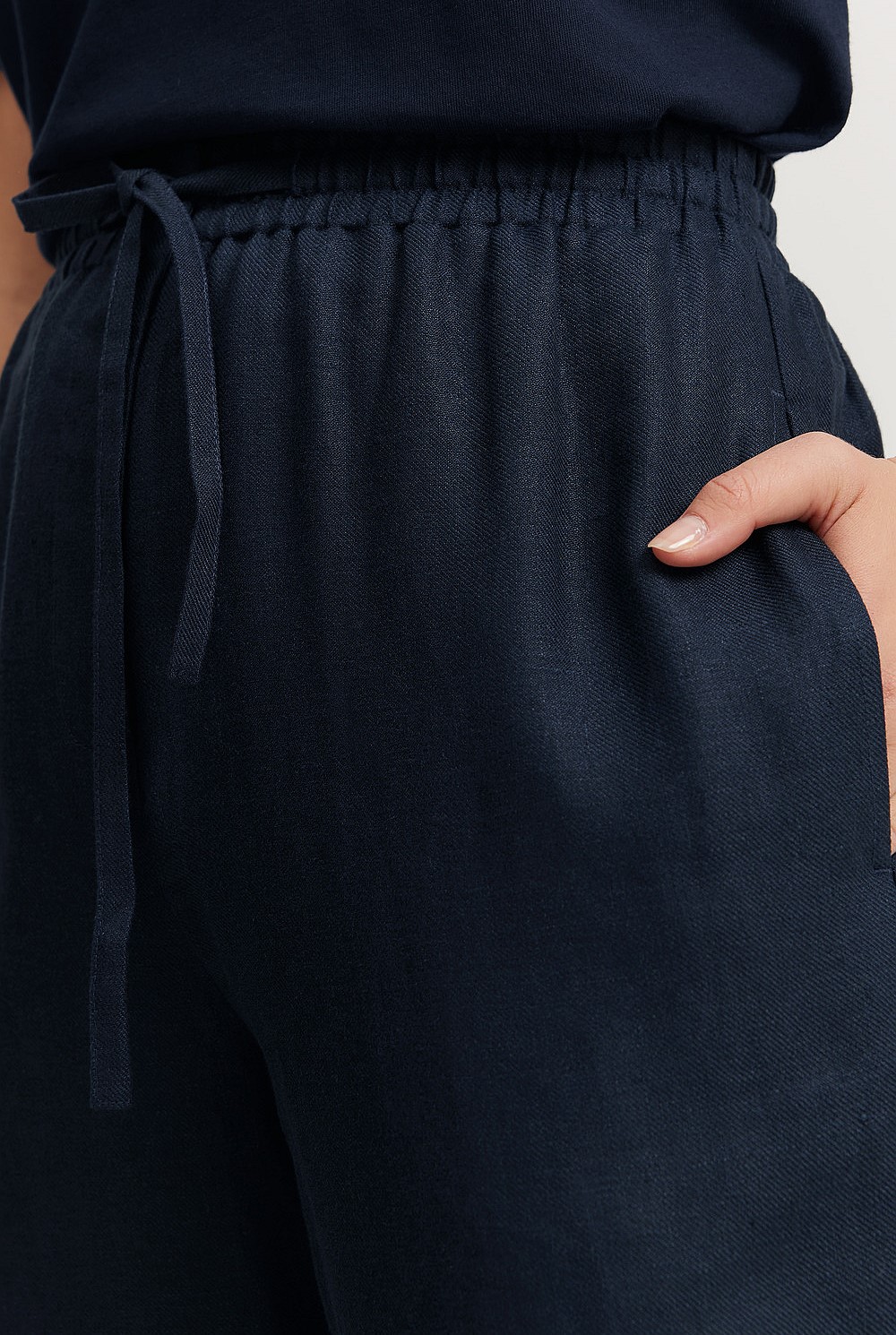 Organically Grown Linen Relaxed Pant