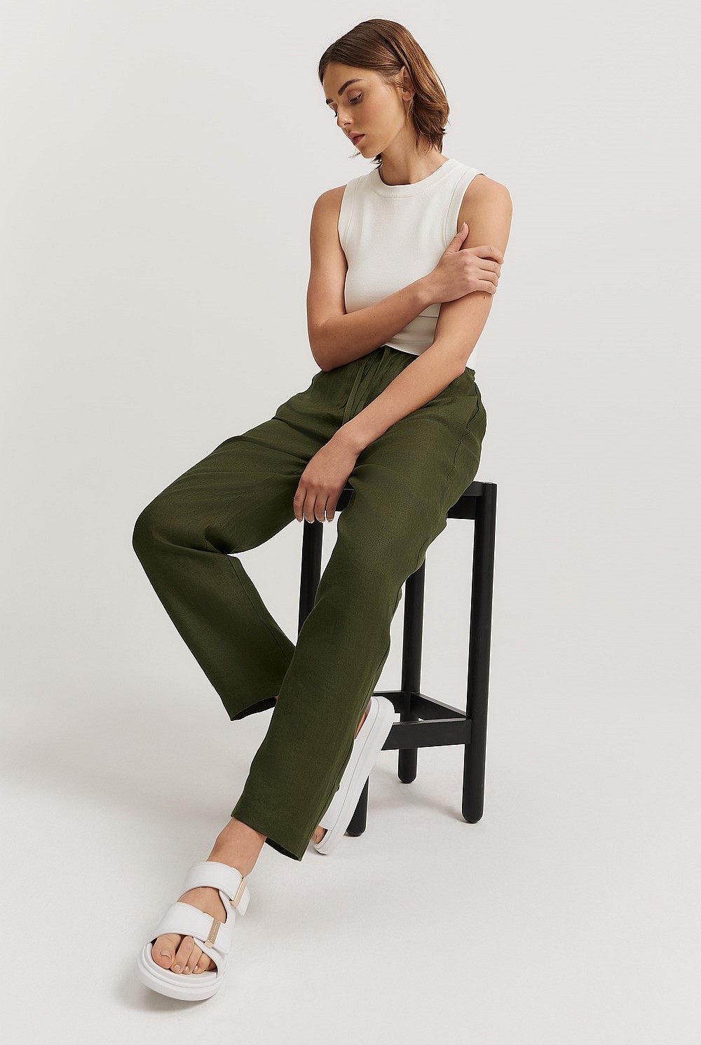Organically Grown Linen Relaxed Pant
