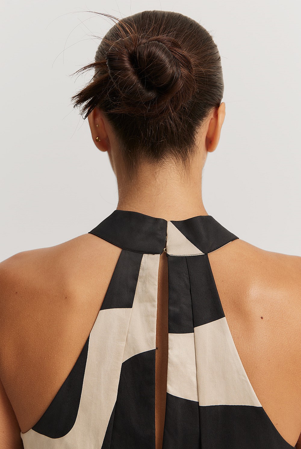 Organically Grown Cotton Print Halter Tuck Dress