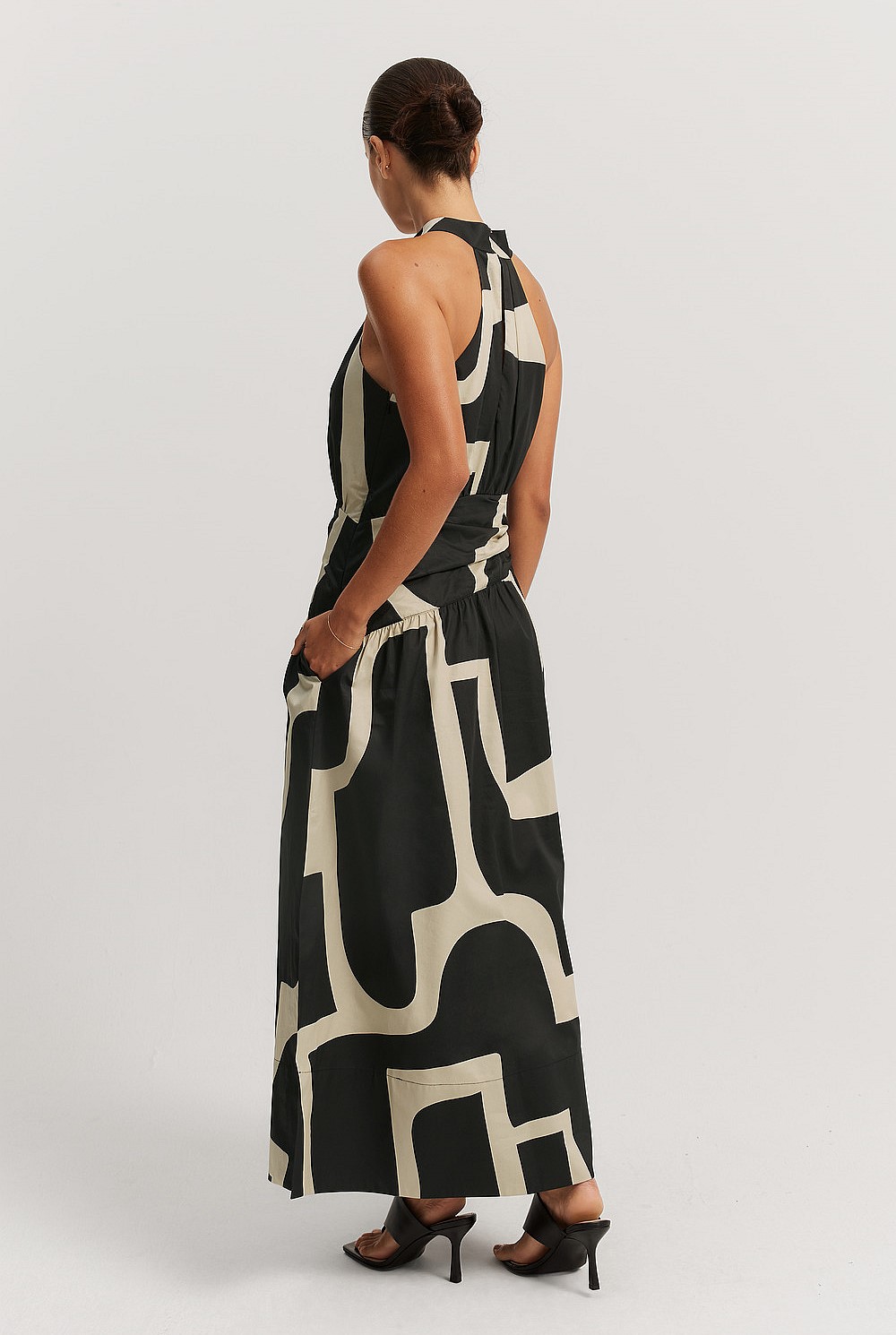 Organically Grown Cotton Print Halter Tuck Dress