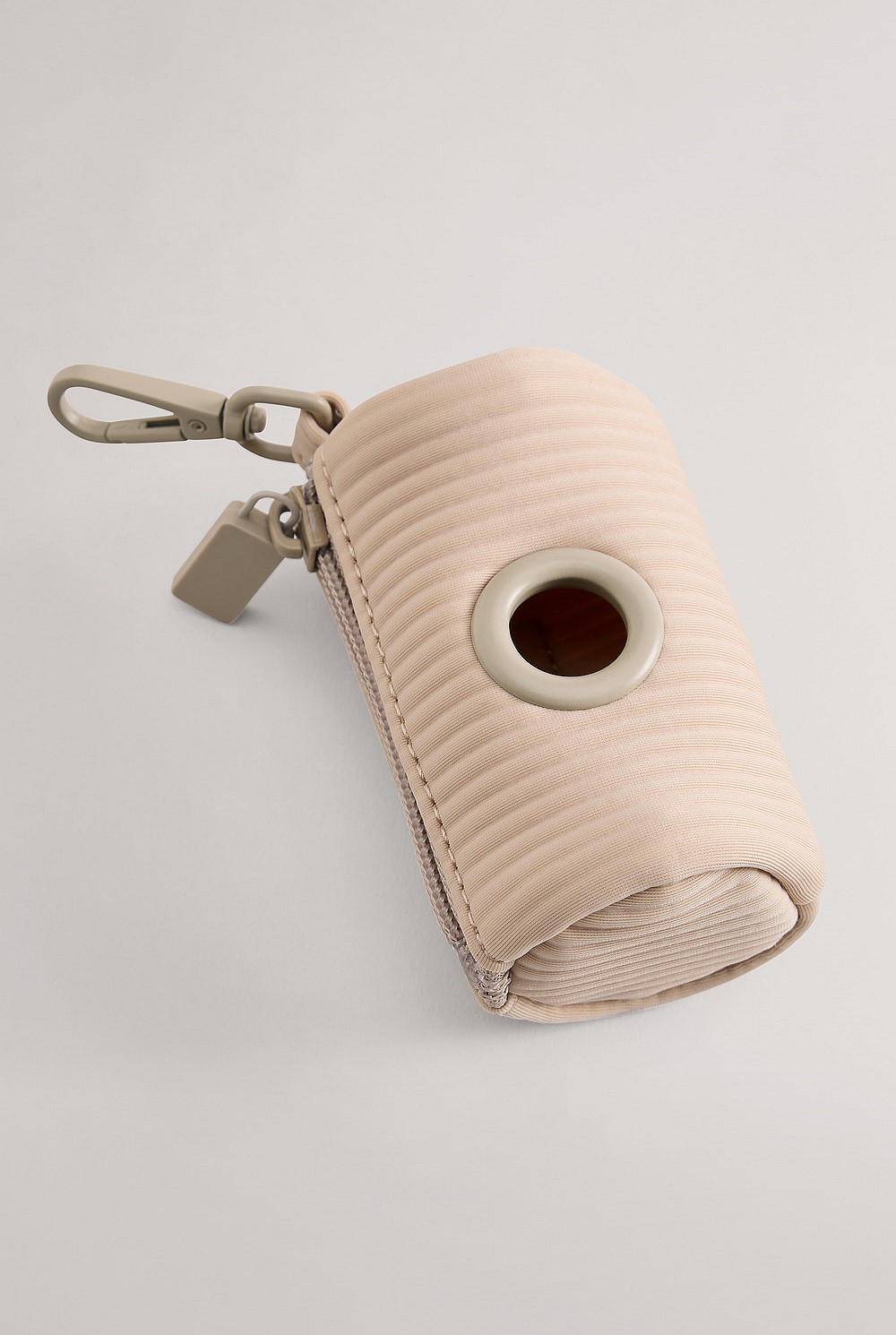 Piper Bag Holder