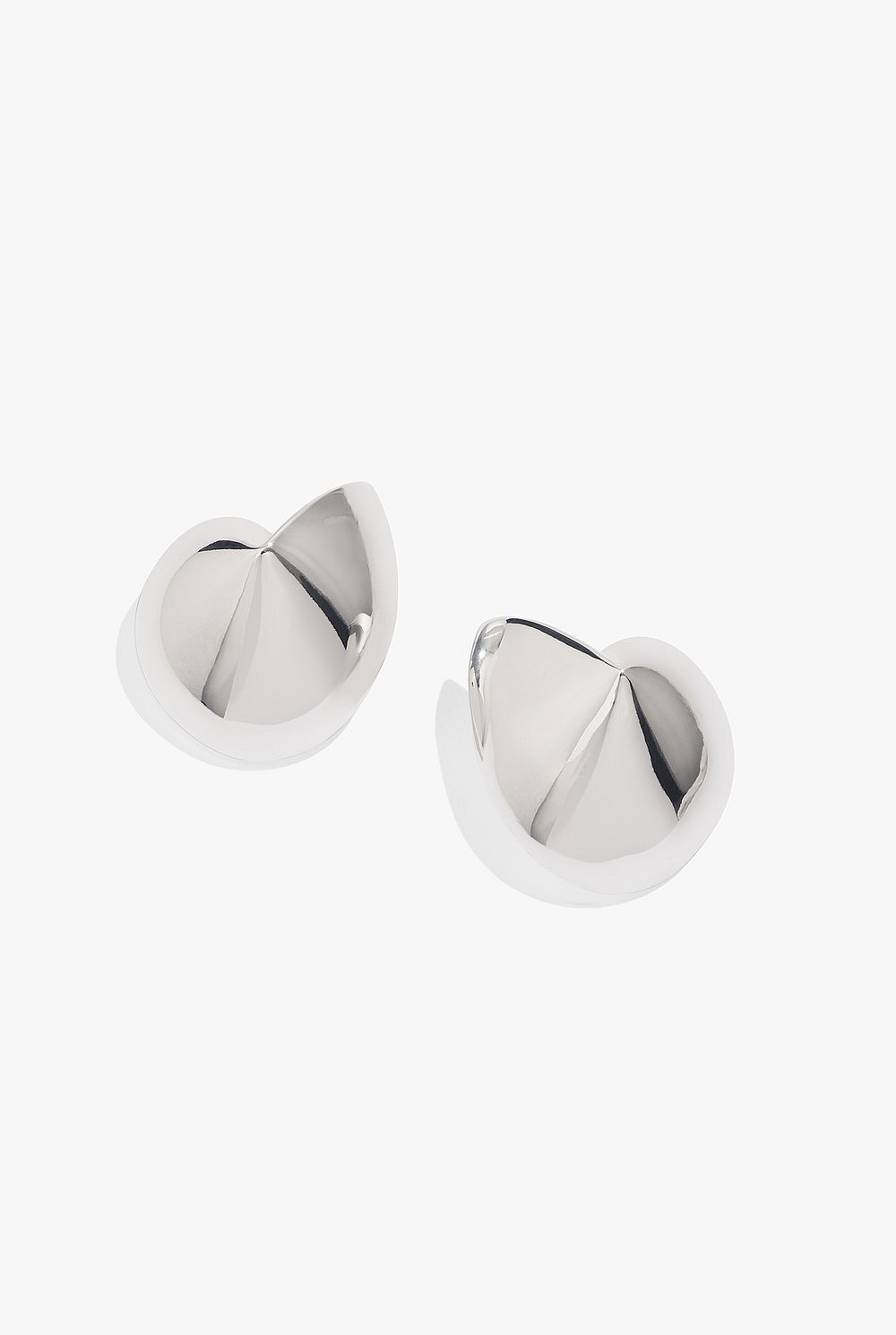 Fold Stud Earring