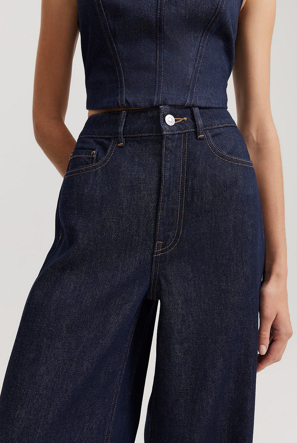 High Rise Relaxed Leg Jean