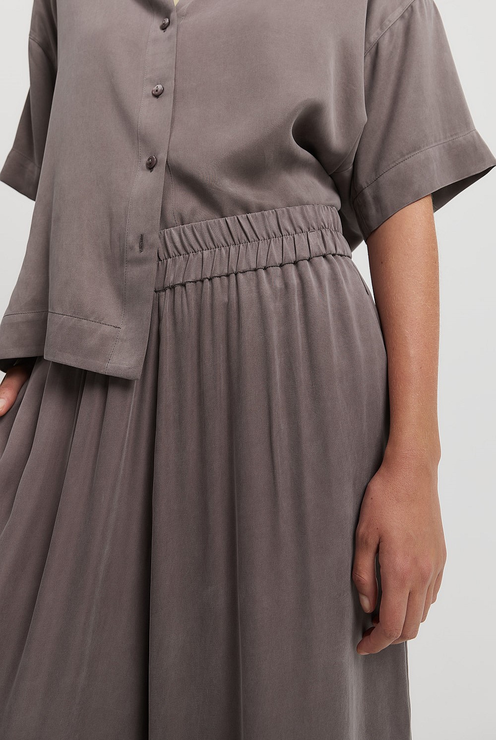 Pull-On Cupro Pant