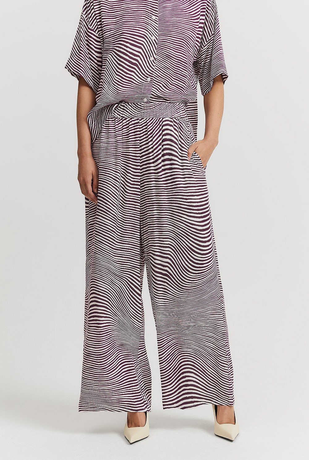 Print Pull-On Cupro Pant