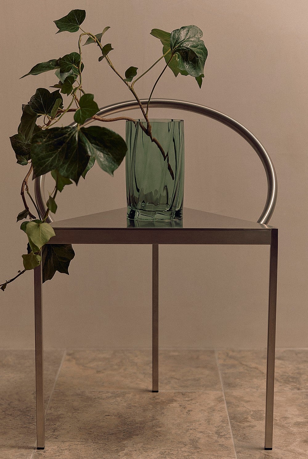 Ernis Small Glass Vase