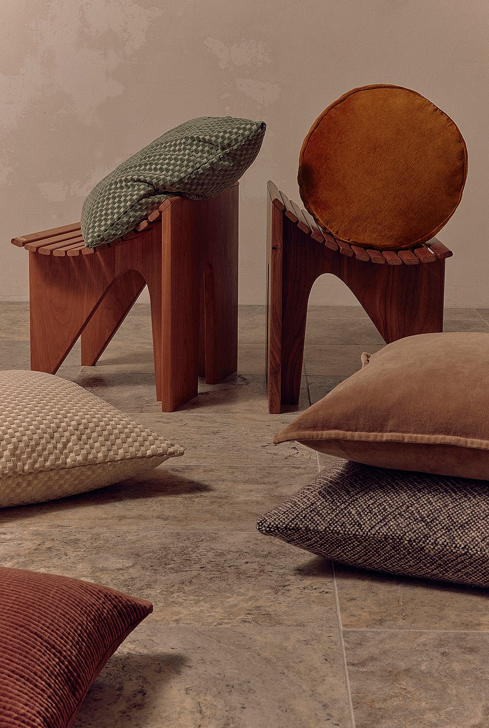 Liv Organically Grown Cotton Round 42x42x10 Cushion