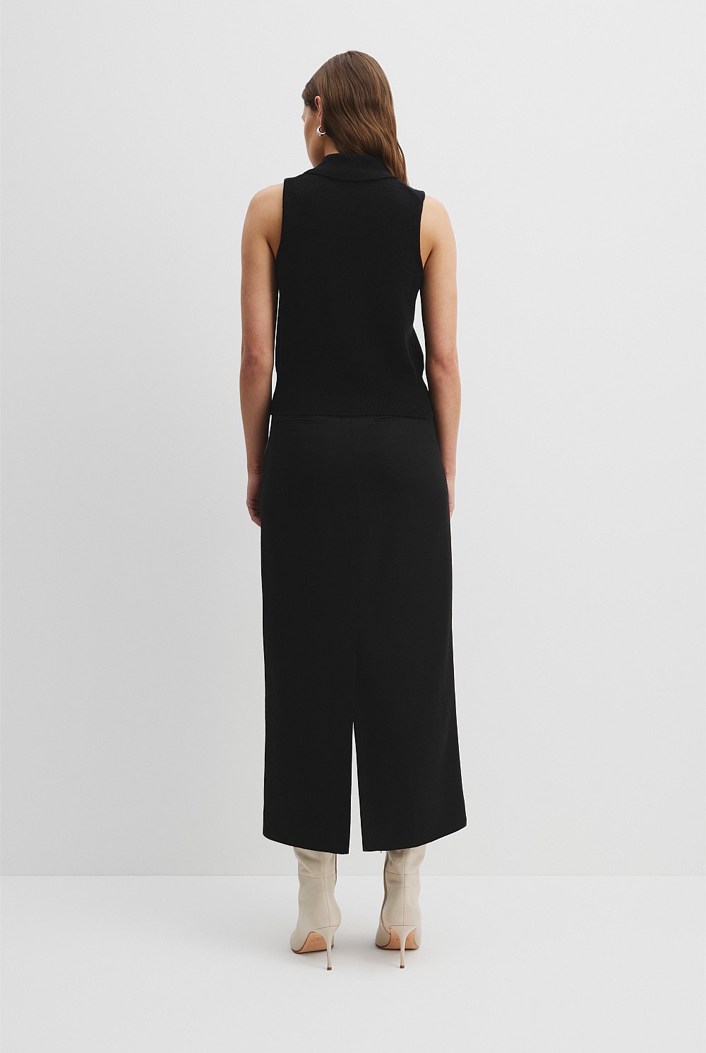 Cashmere Blend Collared Sleeveless Knit