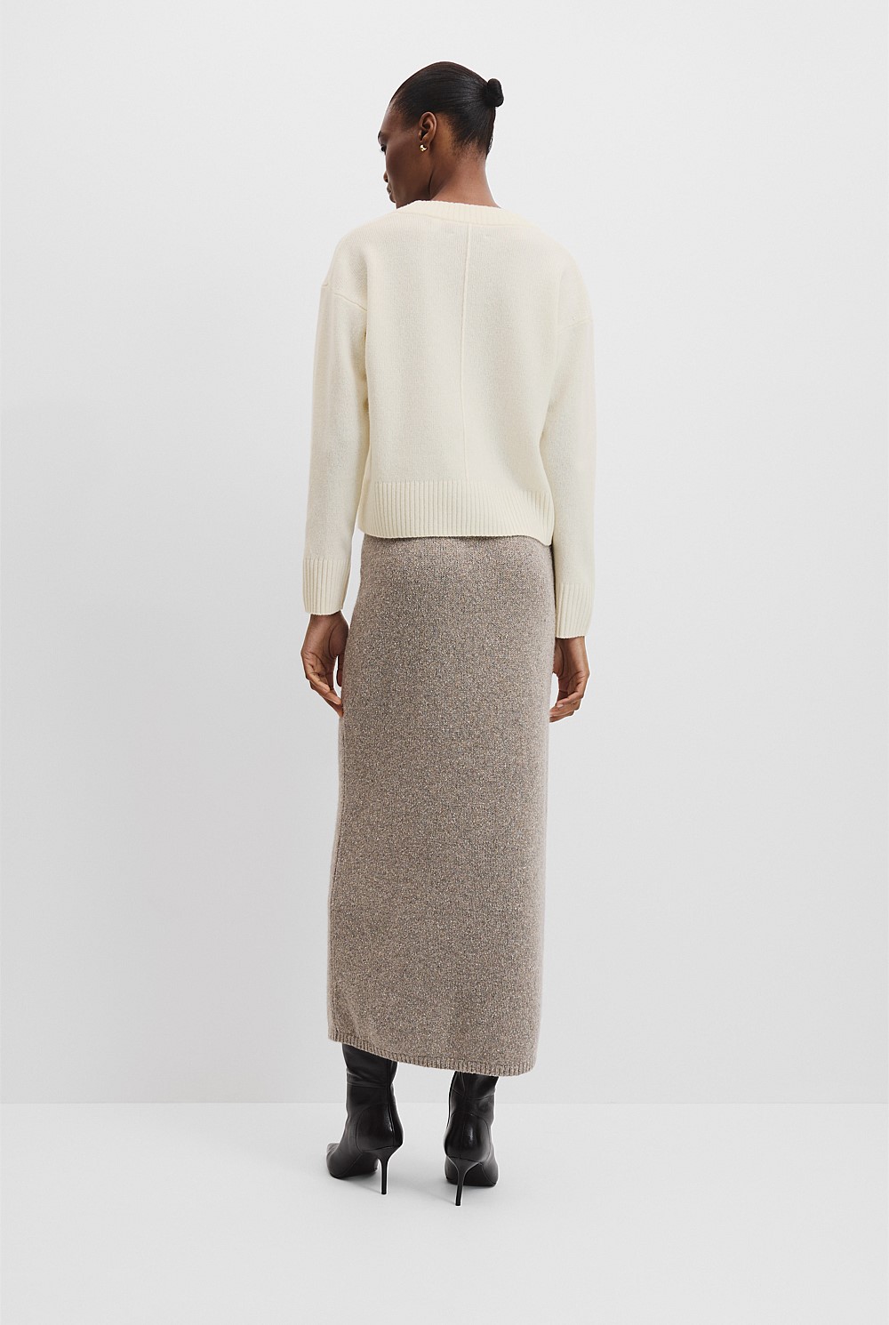 V-Neck Merino Knit