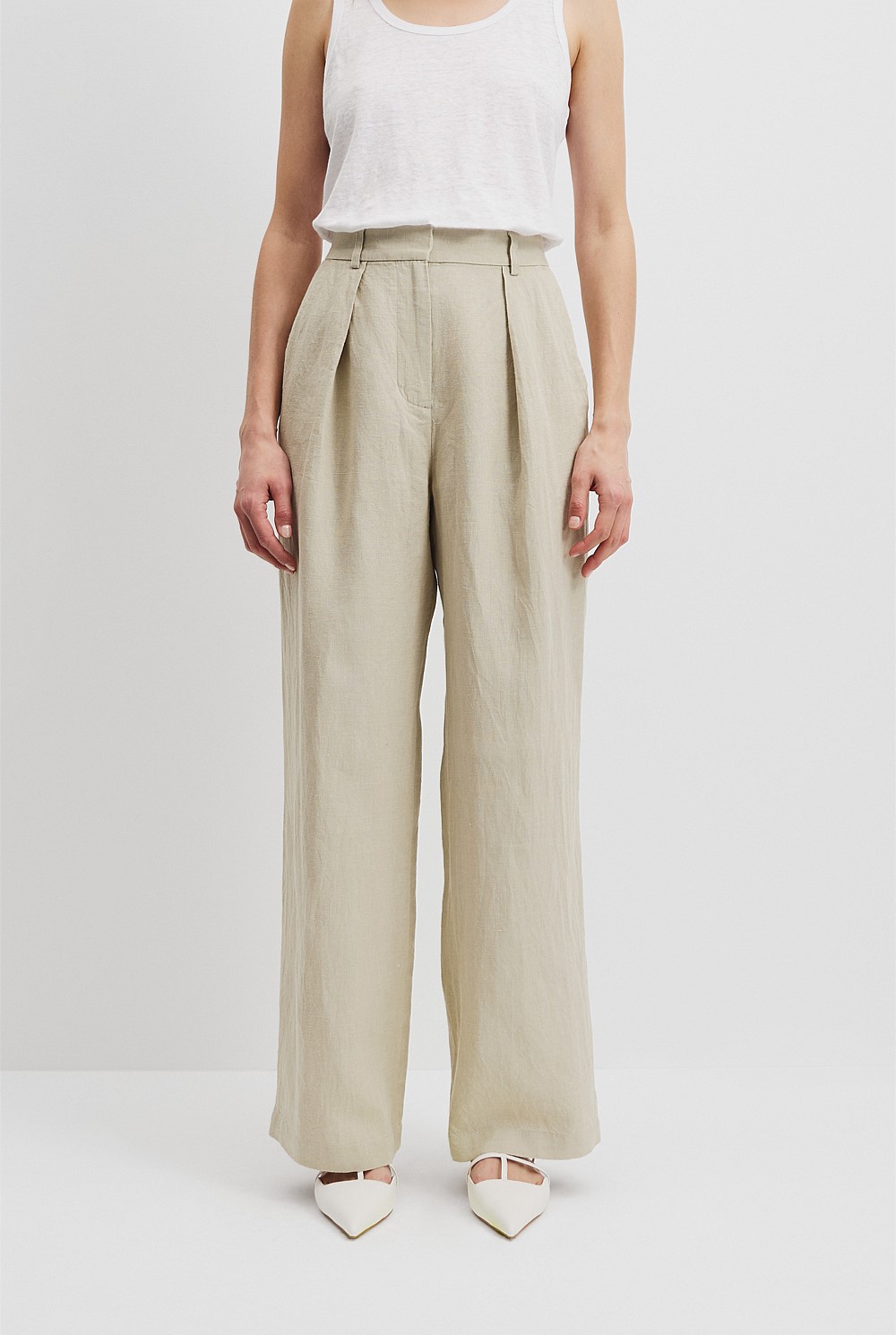 Organically Grown Linen Tuck Front Pant