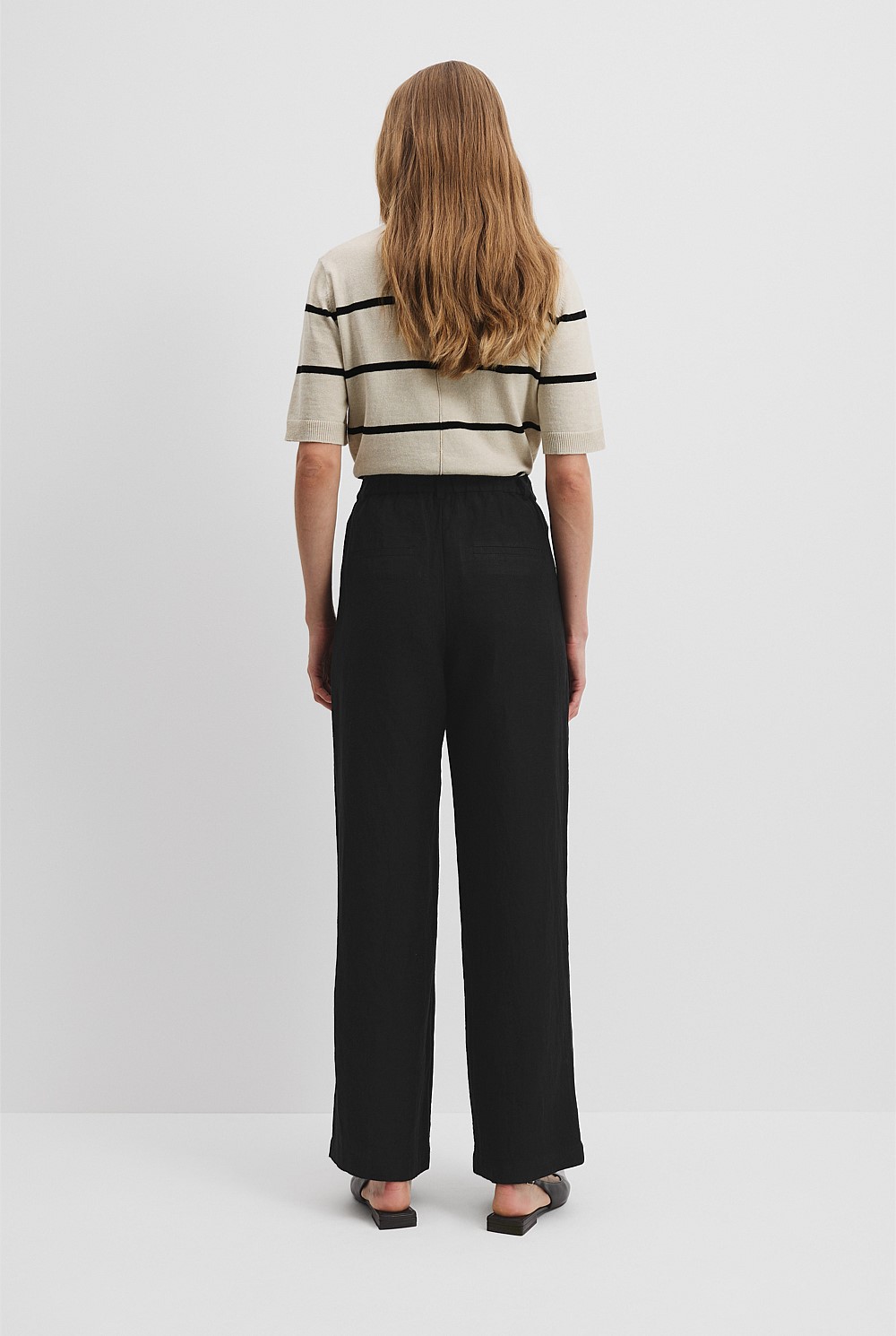 Organically Grown Linen Tuck Front Pant