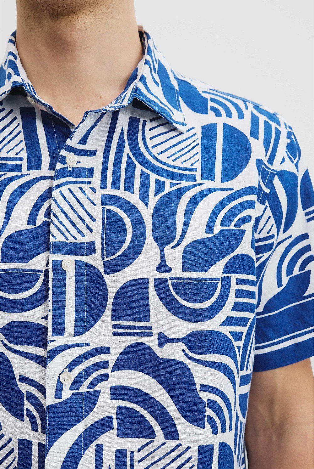 Organically Grown Linen Short Sleeve Abstract Border Shirt