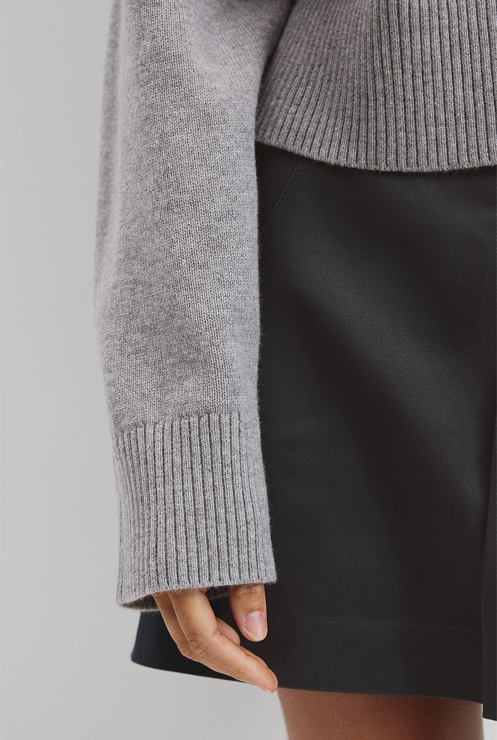 Crop Crew Neck Knit