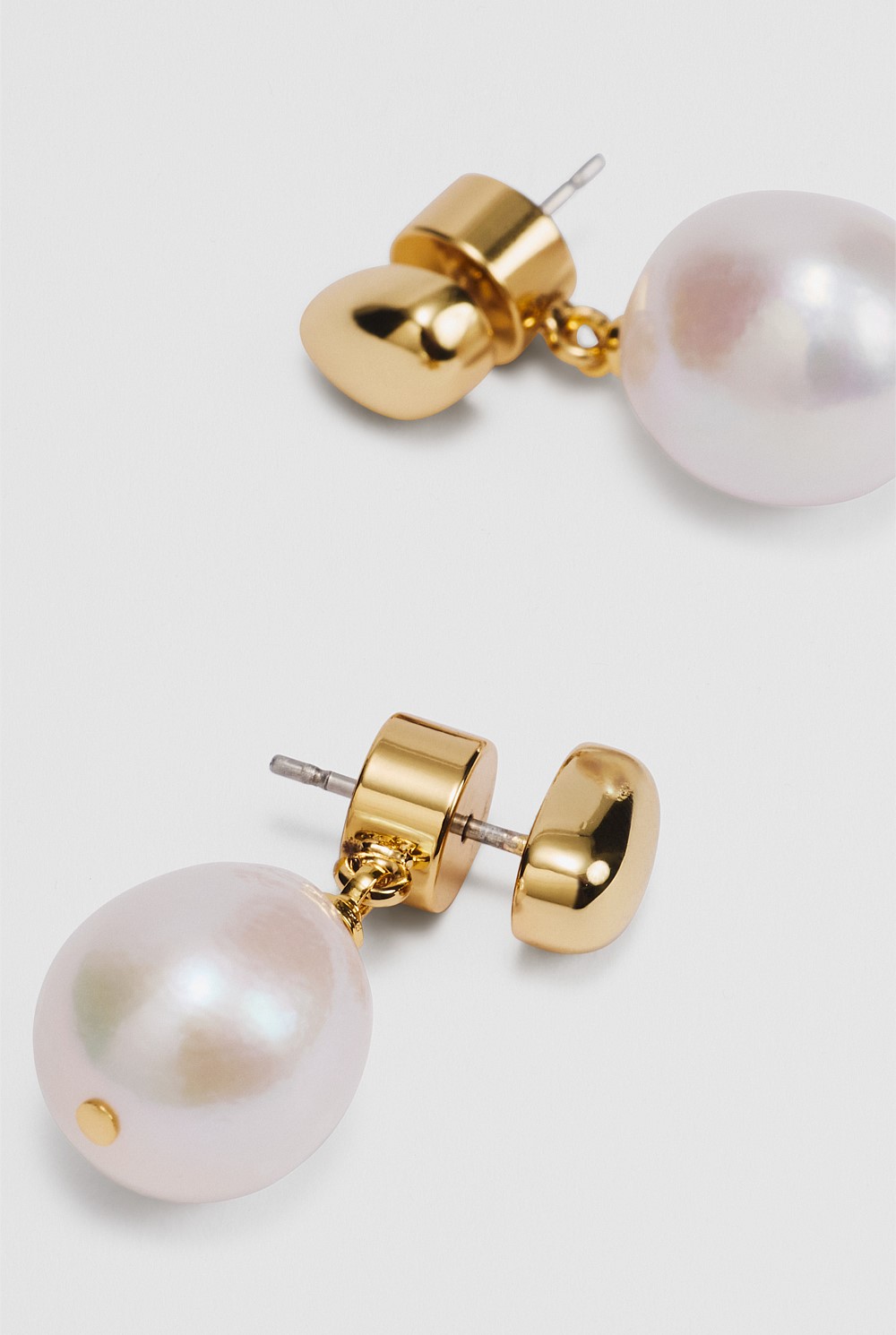 Freshwater Pearl Drop Earring